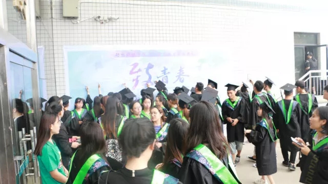 mmexport1529032790946.jpg